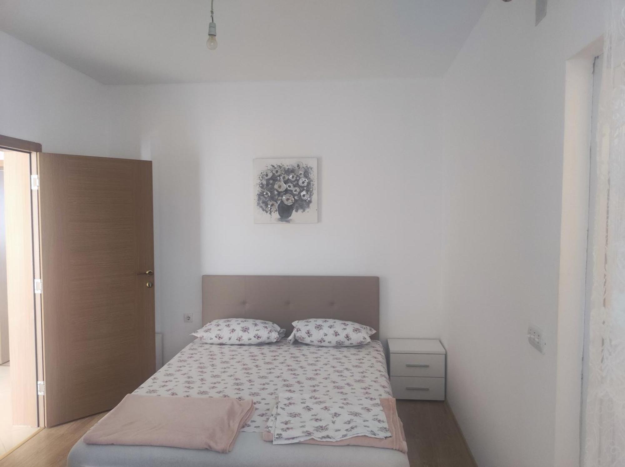 Tahiri Bellevue Apartments อุลซิน ภายนอก รูปภาพ