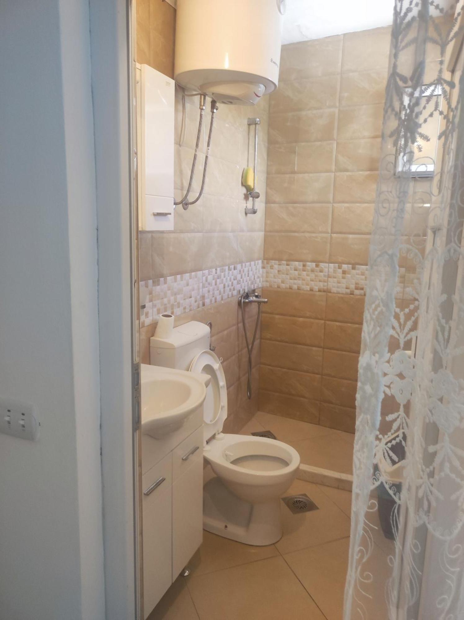 Tahiri Bellevue Apartments อุลซิน ภายนอก รูปภาพ